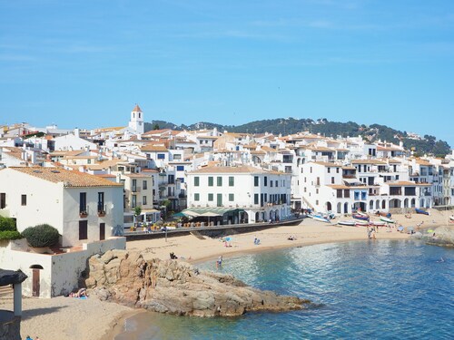 Renovated apartment with sea views, Golfet
