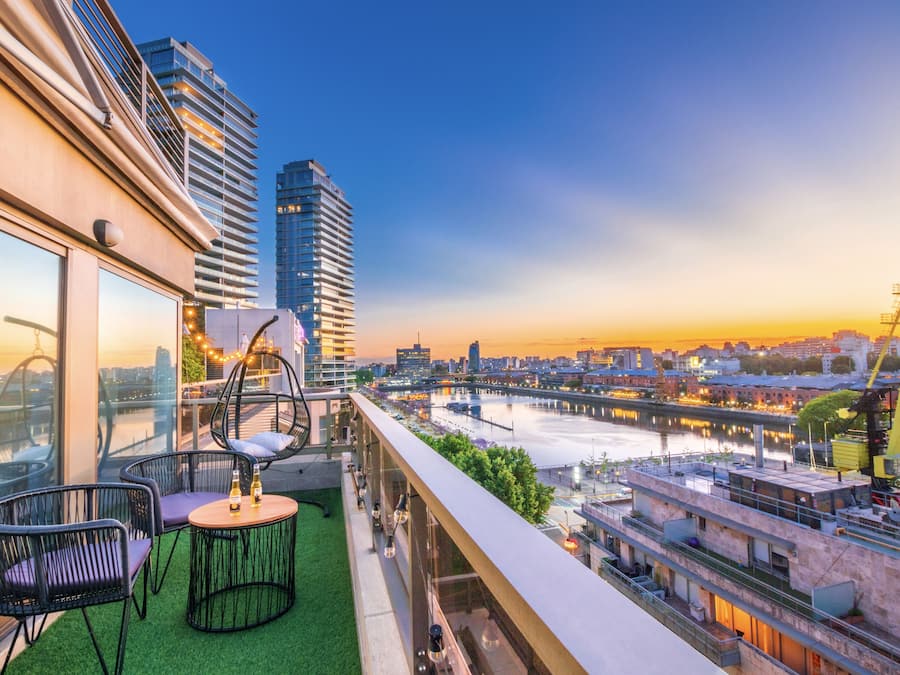 Penthouse | Lake view