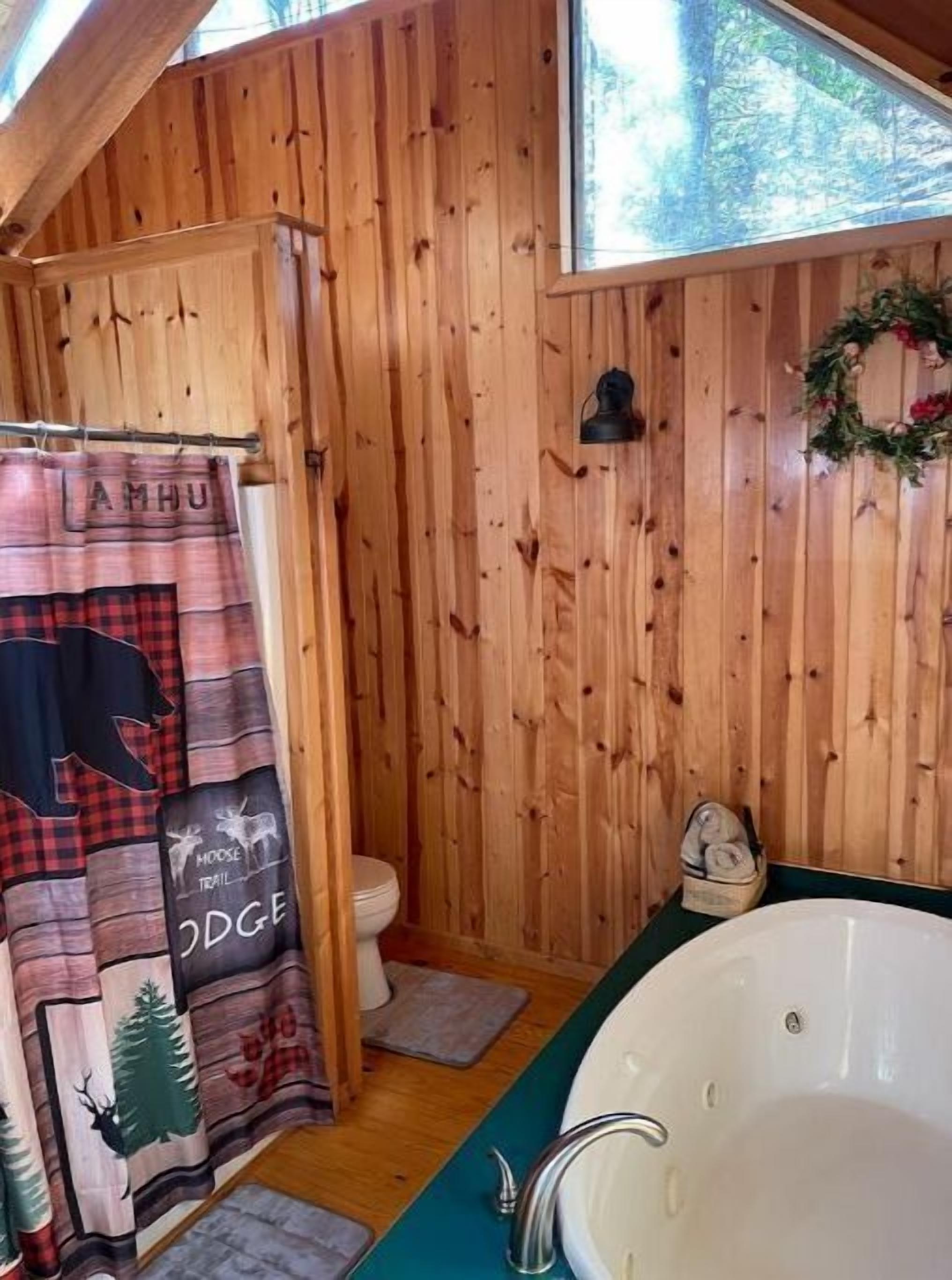 5 Acre Private Hollow w/Brook Running Under Cabin!