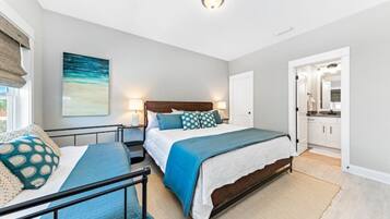 4 bedrooms, desk, iron/ironing board, travel crib