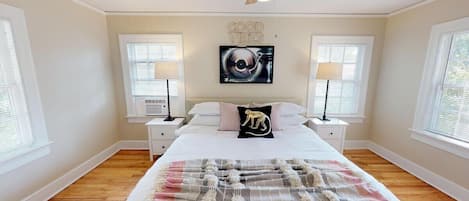 2 bedrooms, memory-foam beds, desk, iron/ironing board
