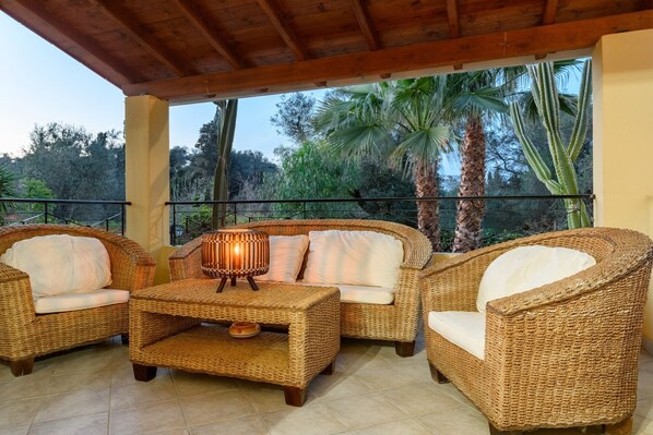 Classic Villa | Terrace/patio - Villa Danae by CorfuEscapes (Corfu)