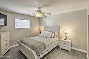 3 bedrooms, WiFi, bed sheets
