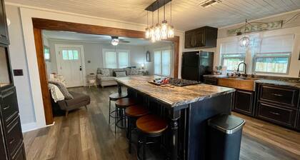 D'Arbonne Nest Rentals: The Pelican's Nest