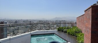 Vista al mar! Espectacular ubicacion, lindo moderno ideal para parejas o familia