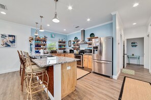 Private kitchen - Seaclusion (Gulf Shores)