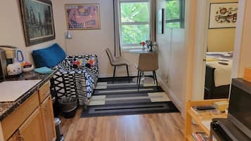 1 bedroom, in-room safe, iron/ironing board, free WiFi