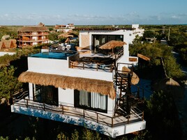 Fachada de la propiedad