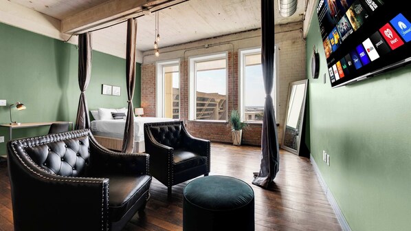 3 chambres, fer et planche à repasser, lit parapluie, Wi-Fi