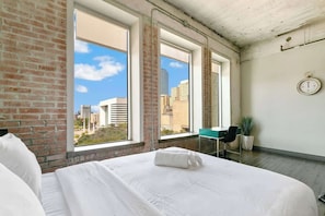 3 quartos, ferros/tábuas de passar roupa, berço de viagem, Wi-Fi