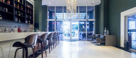 Bar (in der Unterkunft)