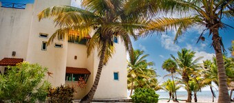 Yum Botic Villa, Costa Maya Mahahual Mexico  -100 feet from beach!  home house