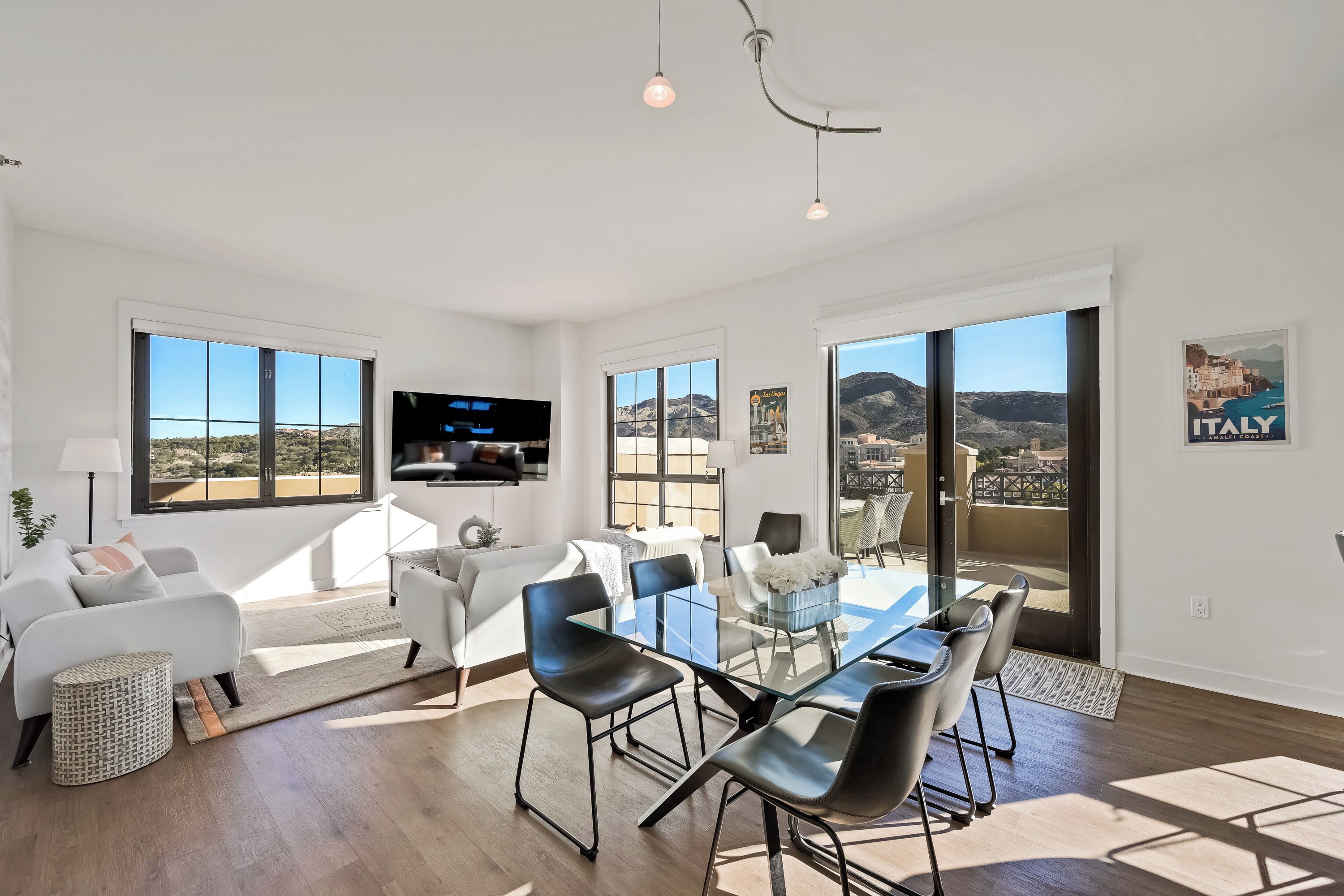 Unwind In A Luxurious 2br Penthouse On The Shores Of Lake Las Vegas - Henderson