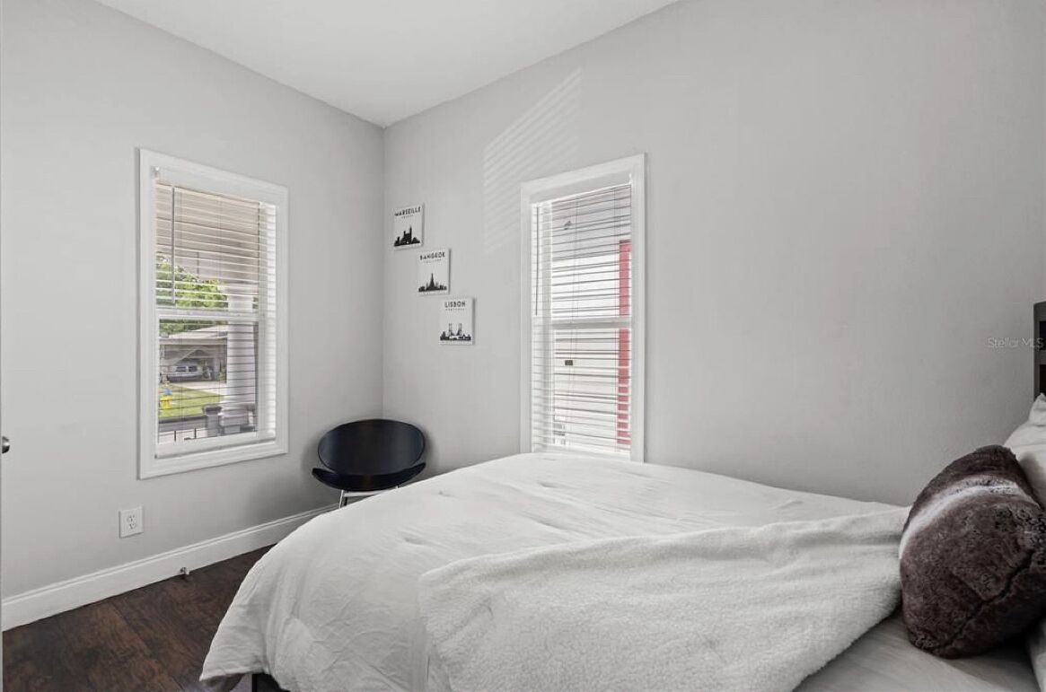 Luxury 2 bedroom near Tampa downtown w free parking, air purifier & Ring cameras