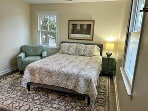 2 chambres, fer et planche à repasser, Wi-Fi gratuit, draps fournis