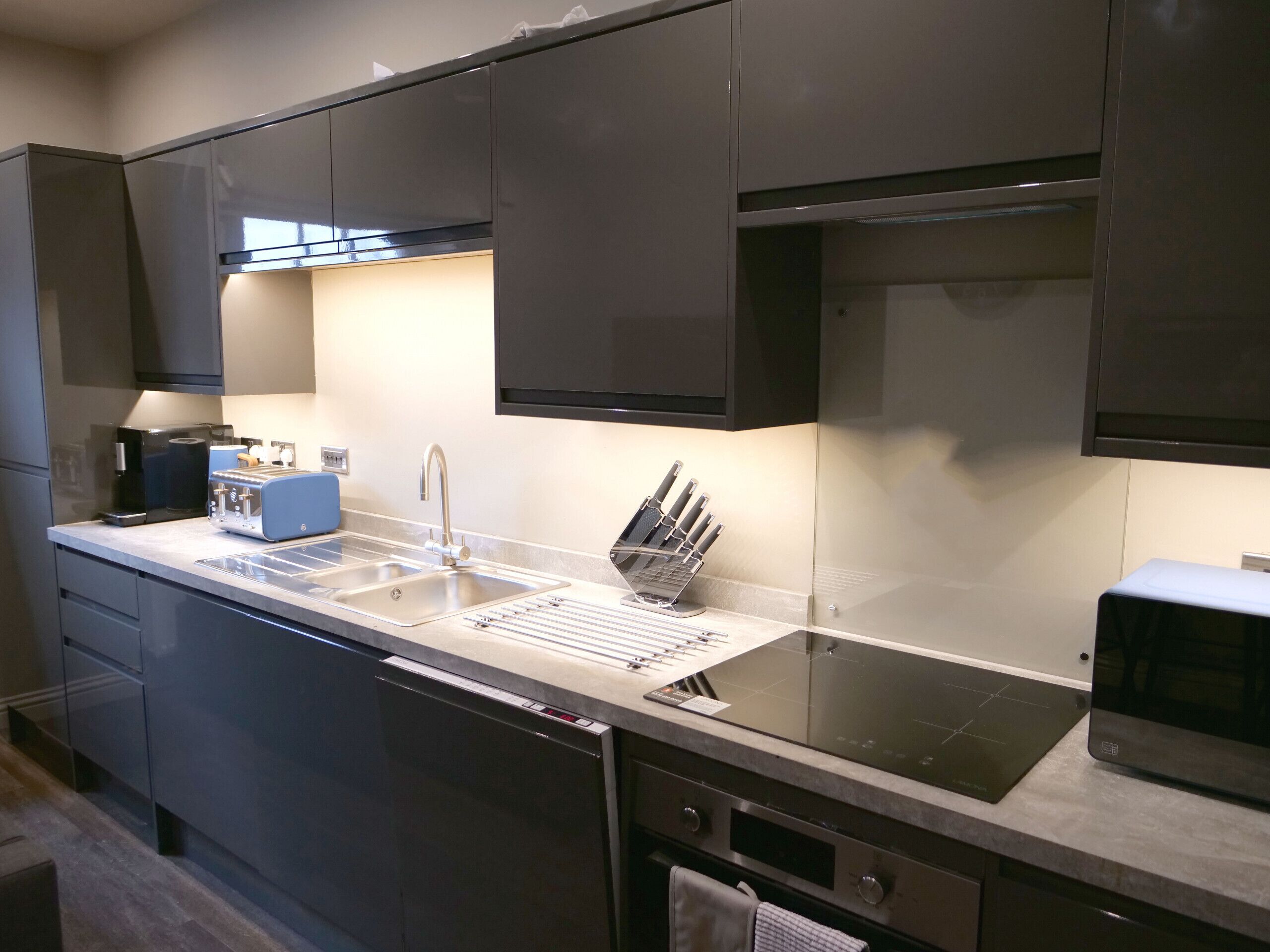 ★ Silver Forge - Luxury One Bed with Office - Sofa Bed