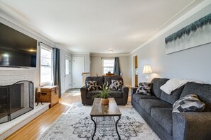 TV, DVD player, books - Inviting Minneapolis Vacation Rental w/ Game Room! (Minneapolis)