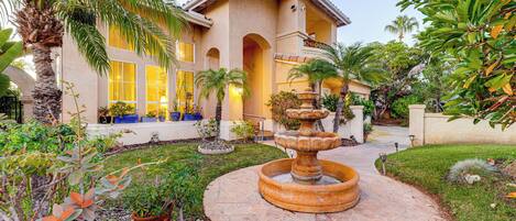 المنطقة المحيطة بالمنشأة