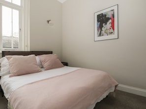 3 bedrooms, individually decorated, individually furnished, free WiFi - Carpenters (Sandwich)