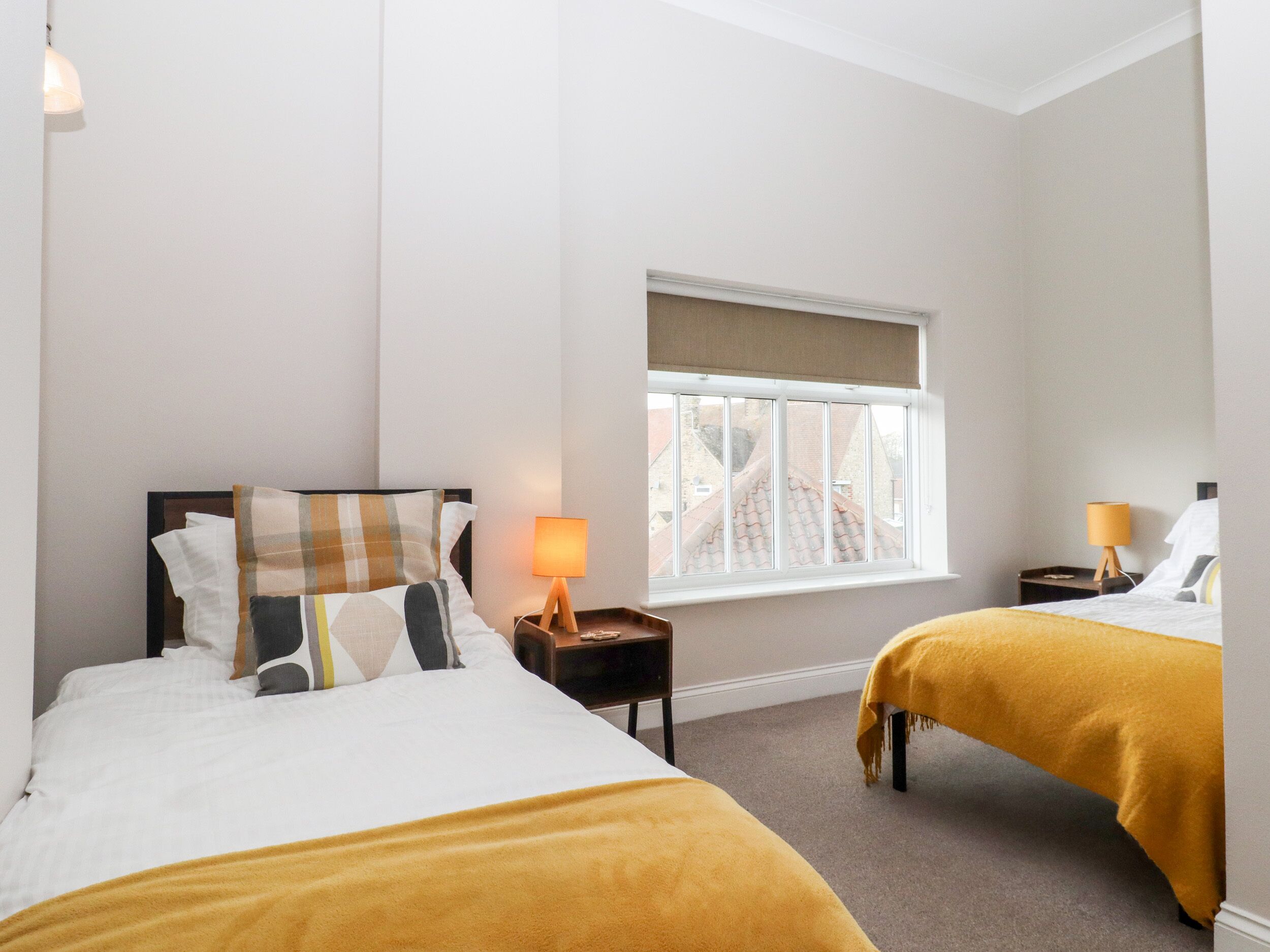 3 عدّة غرف نوم وبديكورات فريدة لكل غرفة وطراز فريد لكل وحدة