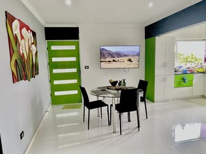 Dining - Experience the Costa Rican Pura Vida Style in our house👈 (Grecia)