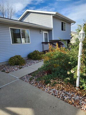Exterior detail - Adorable house close to the airport! (Rapid City)