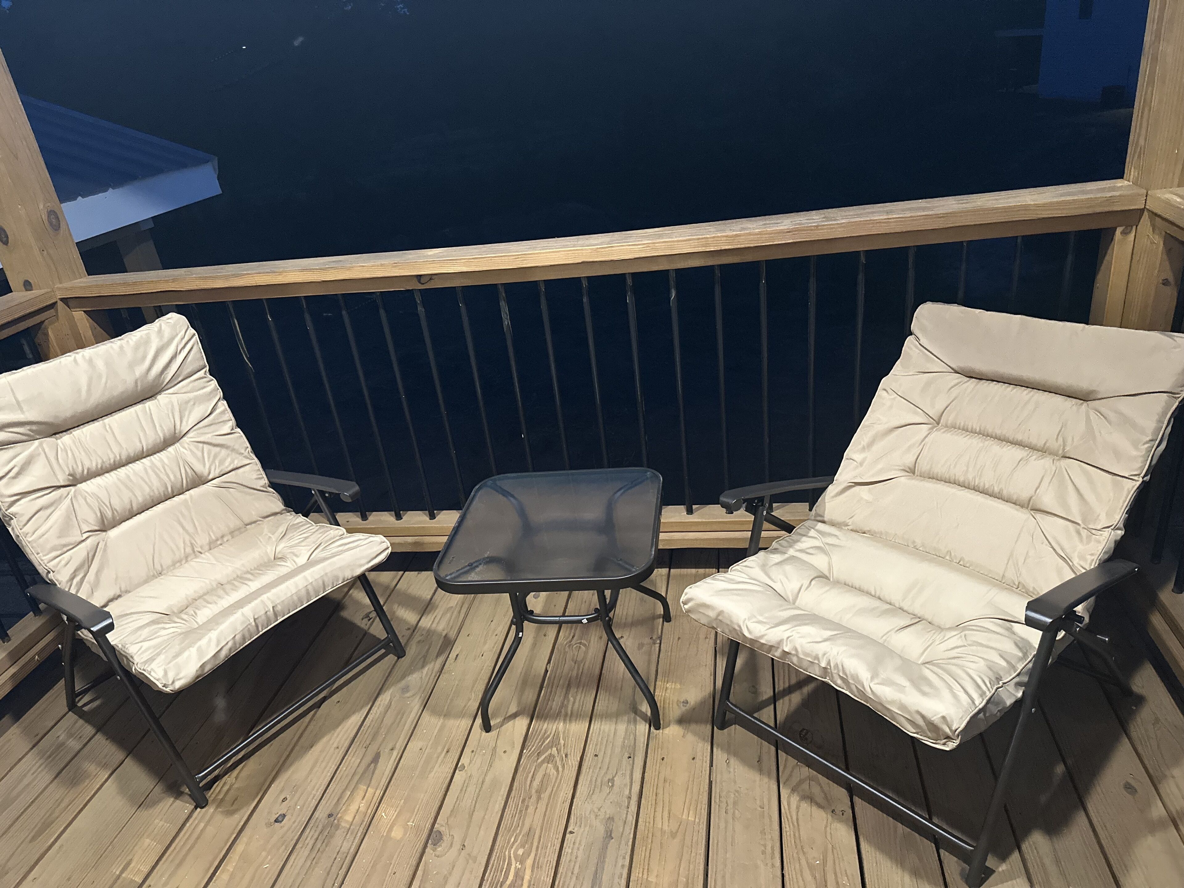 Riverfront Cabin Located directly on Glover River sleeps 12+