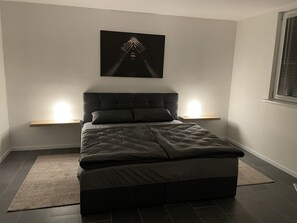 3 bedrooms, travel crib, free WiFi, bed sheets - Ostsee Ferienwohnung in der Holsteinischen Schweiz Mitten im Hotspot der Ostsee (Bosau)