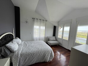 3 chambres, Wi-Fi, literie fournie