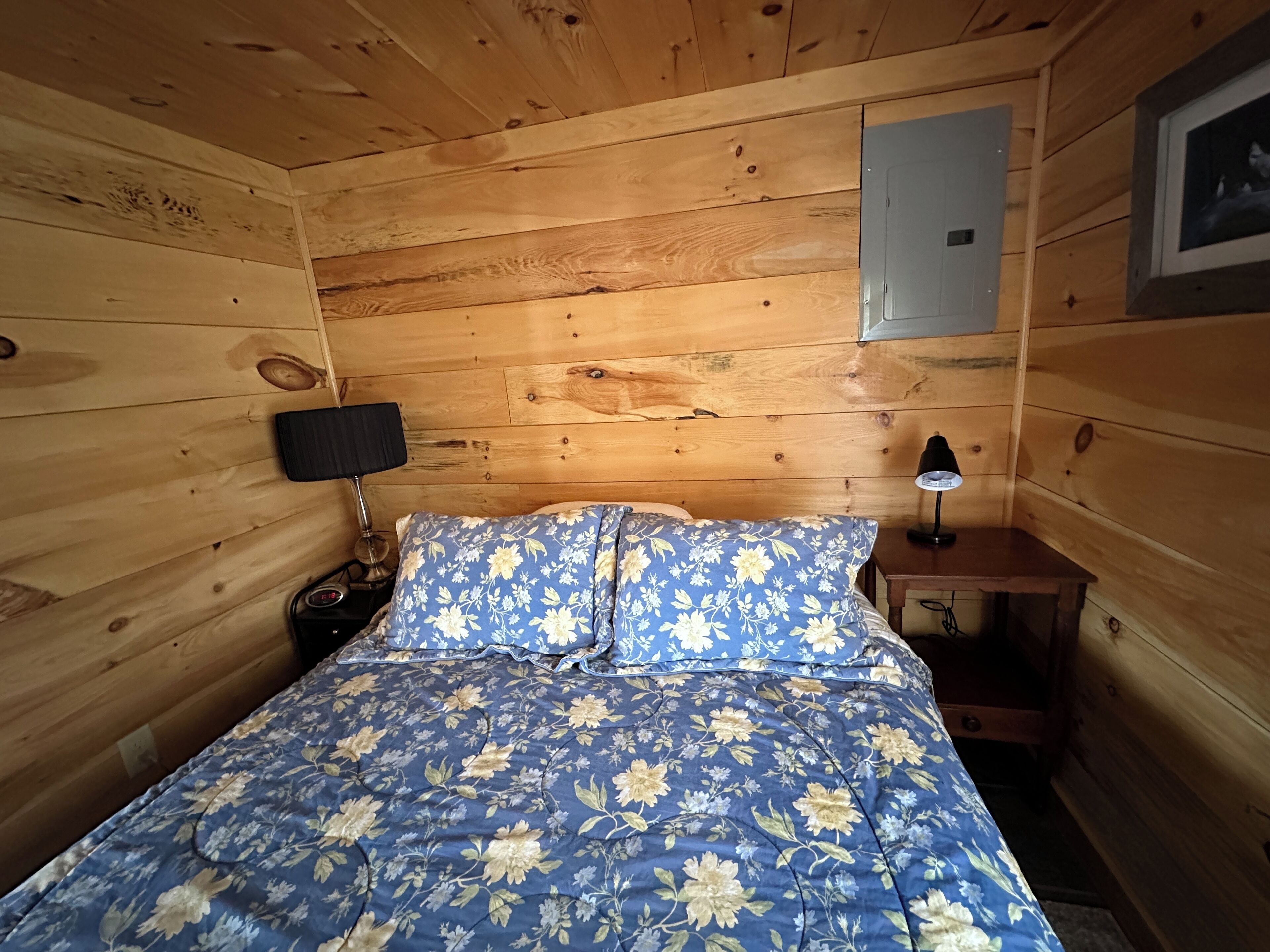 1 quarto, Wi-Fi de cortesia, roupa de cama