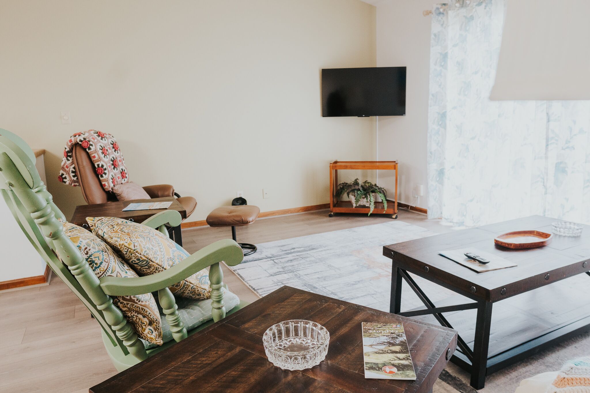 BB's By the Lake is located in Spring Lake, Michigan, nestled along the Lake Michigan shoreline