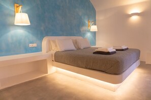 Free WiFi, bed sheets - VILLAS SCIROCCO (Santorini)