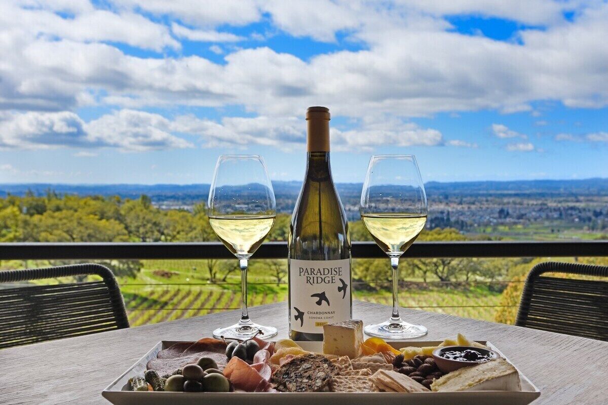 Paradise Ridge Winery Farm Stay