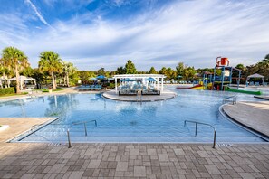 A heated pool - Upscale Kissimmee Retreat 8BR w/ Pool & Resort Access – 7 Min to Disney (Kissimmee)