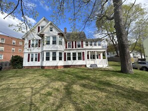 Exterior - Cheney Bros Hill Top Mansion (Manchester)