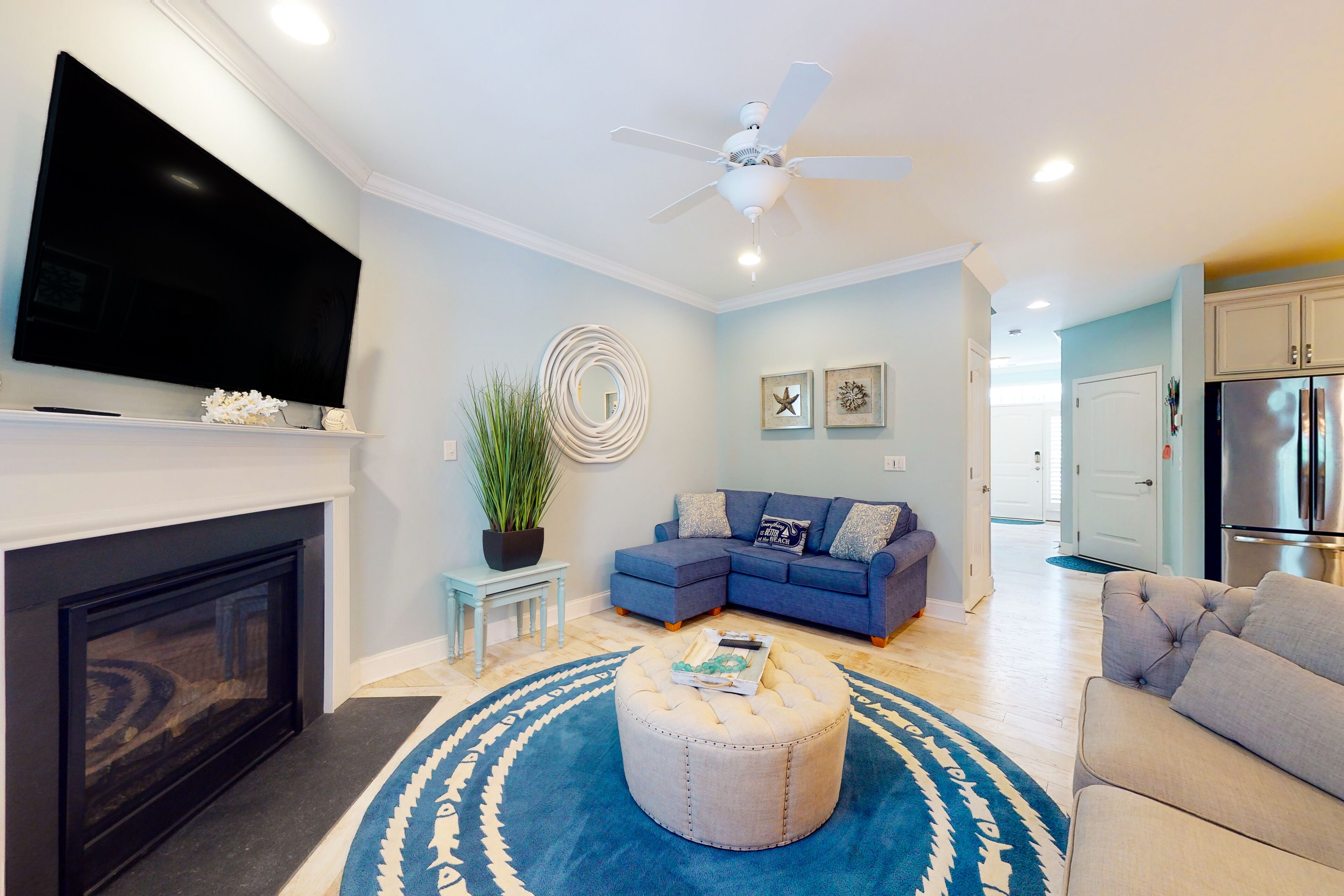 Bayside Resort condo with pools, saunas, athletic courts, on-site golf, and pier