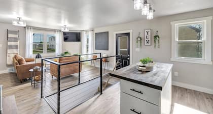 Cottage Grove near Lambeau!