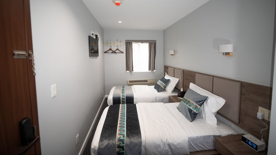 Flushing Garden Hotel