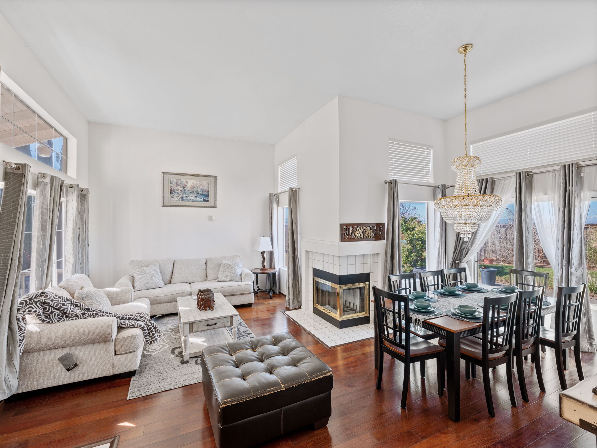 Resort Style House In High Dessert