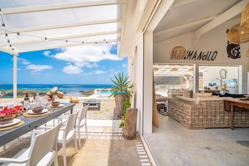 Manman Dlo - Four Bedroom Villa, Sleeps 10
