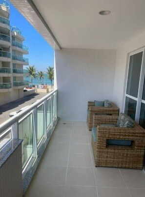 Property grounds - Beachfront apartment in Rio de Janeiro ideal for surfers and leisure lovers! (Rio de Janeiro)