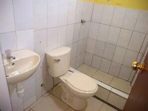 Dusche, Handtücher, Toilettenpapier