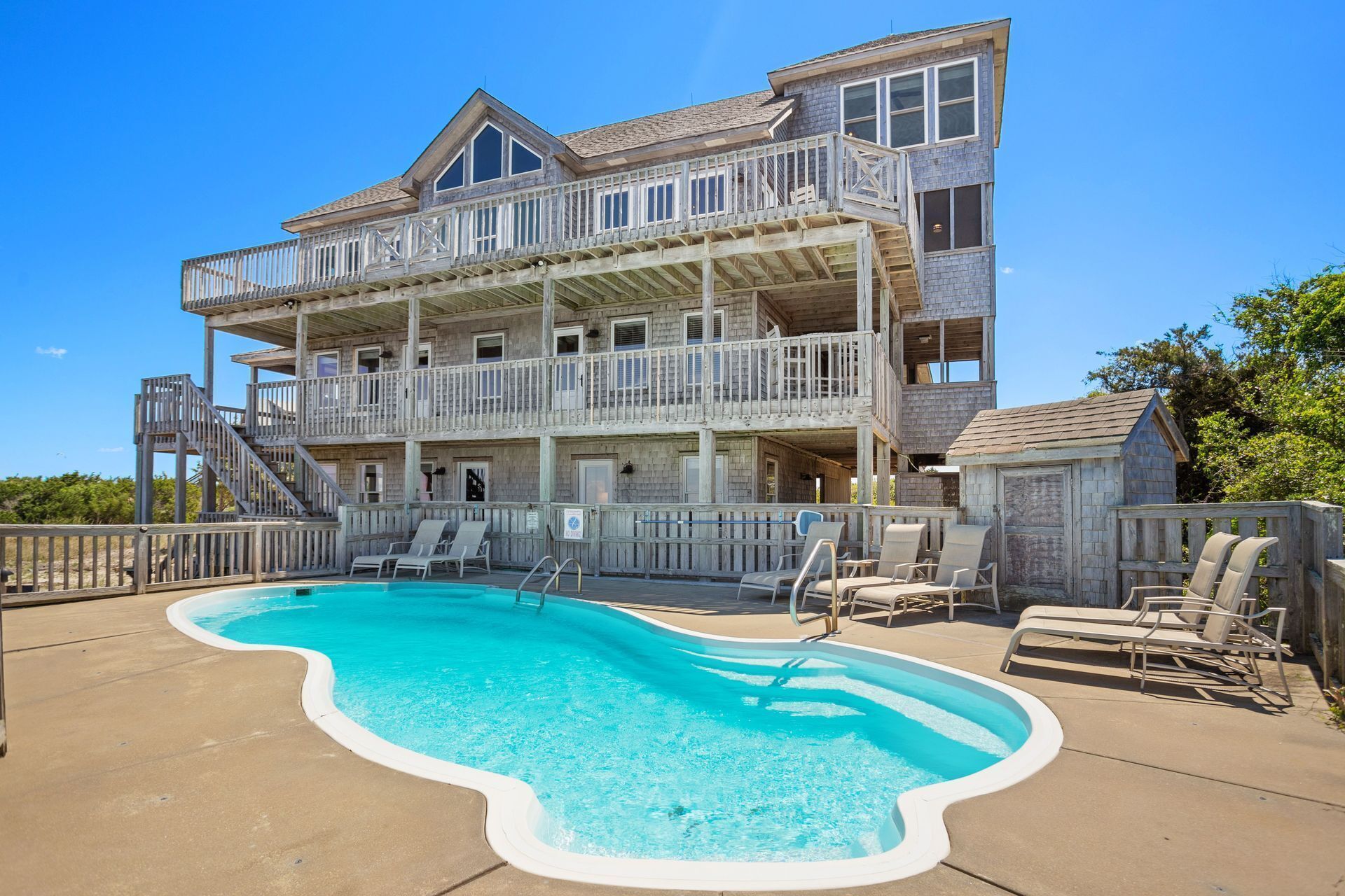 Soundfront *Pool *Elevator *Hot Tub *Sandy Beach