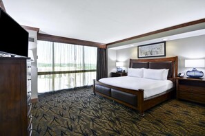 Premium bedding, iron/ironing board, free WiFi, bed sheets - Tulsa Vitality Hotel (Tulsa)