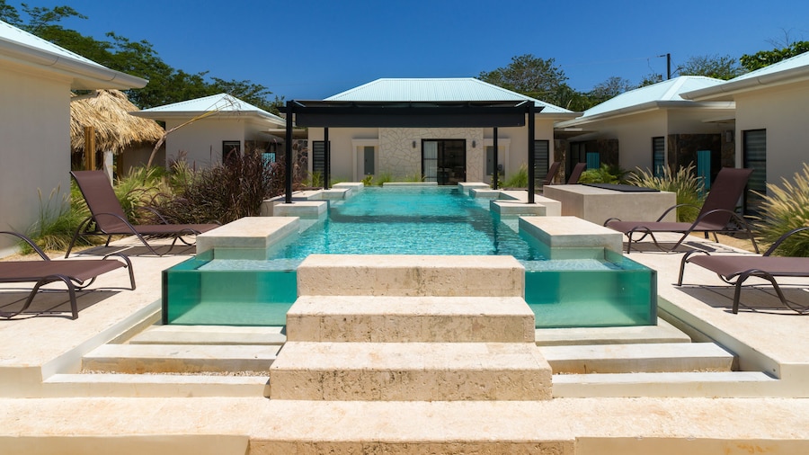 Villas VR Beachwalk Avellanas