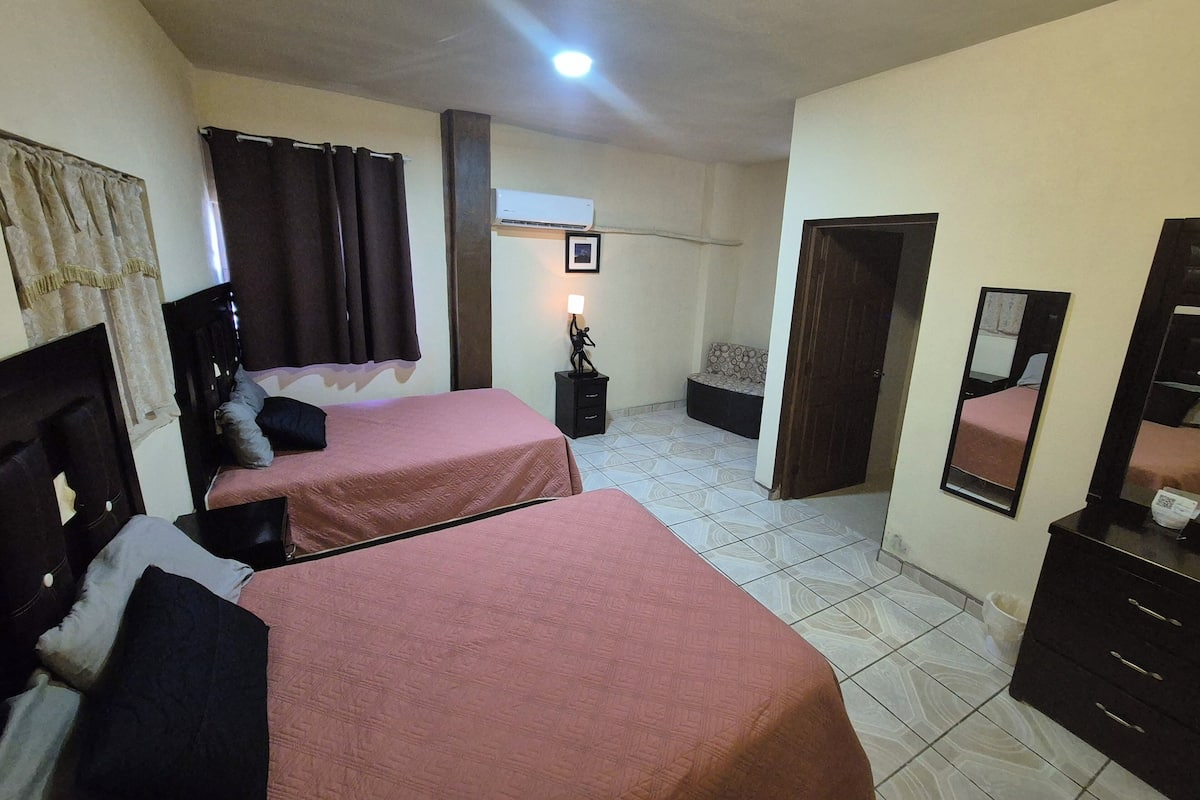 Comfort Triple Room | Hypo-allergenic bedding, free WiFi