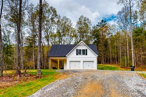Exterior - Secluded retreat on 15 acres - high-speed internet, grill, firepit, & mtn views (Blairsville)