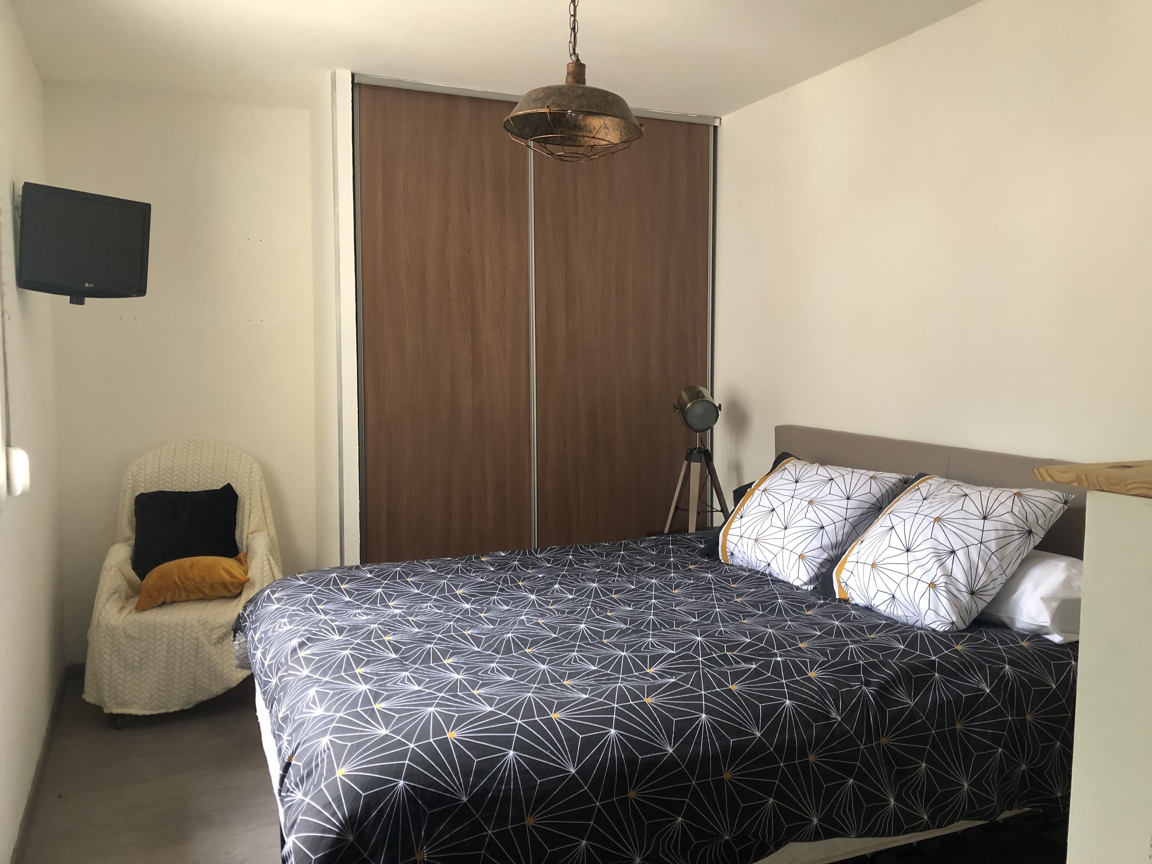 Spacious cottage 120 m2 6 people south Ardèche near vallon pont d arc