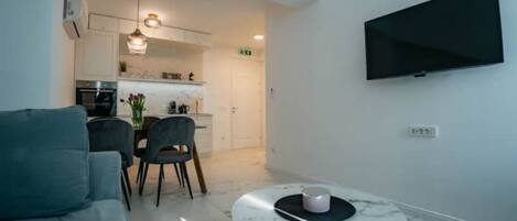 TV connectée, cheminée