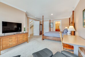3 bedrooms, desk, WiFi, bed sheets - Fraser Townhome w/ Deck, 7 Mi to Winter Park! (Fraser)